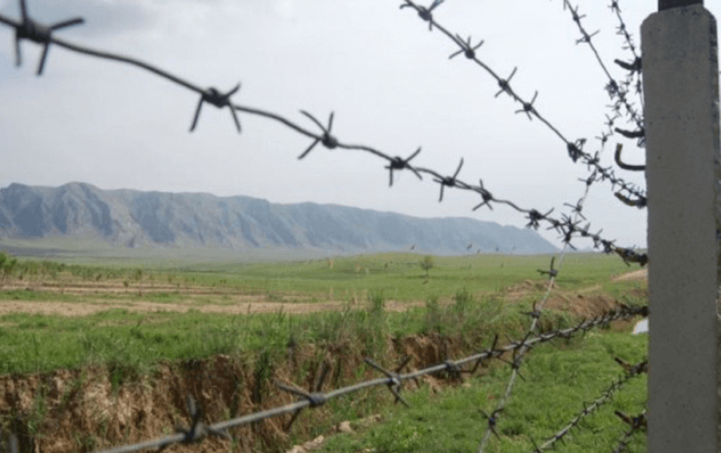 Հայաստան-Ադրբեջան սահմանի որոշ հատվածներում կտեղակայվեն ռուս սահմանապահներ. ՊՆ