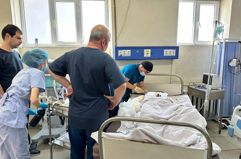 ԼՂ-ից Երևանի հիվանդանոցներ տեղափոխվածներից 7-ը մահացել են. 6-ը՝ բենզինի պահեստի պայթյունից ստացած այրվածքների հետևանքով