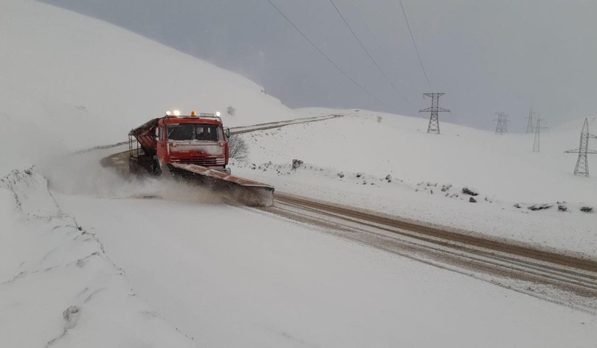 Տեսանելիությունը՝ 50 մետր. Թալինի, Արթիկի, Վայքի և Ճամբարակի տարածաշրջաններում թույլ ձյուն է տեղում